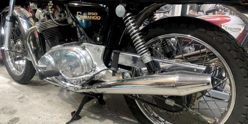 Norton Commando 850
