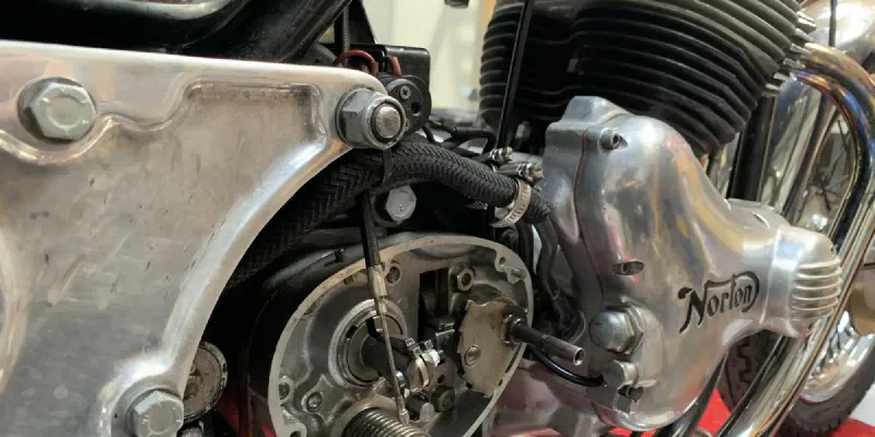 Norton Commando 850